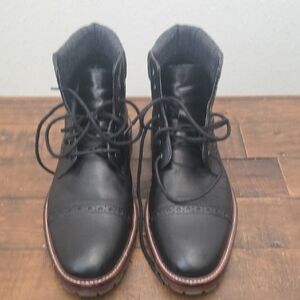 Johnston & Murphy Black Leather Lace-Up Cap-Toe Boots